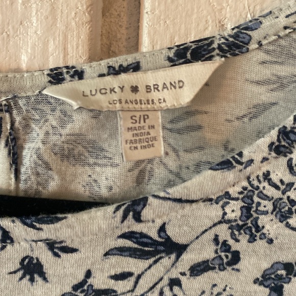 Lucky Brand Ruffle Hem Floral Long Sleeve Top - Picture 2 of 6